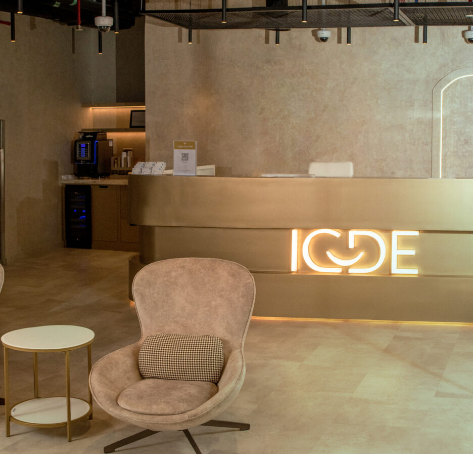 How A Dentist Clinic Educates Patients About Proper Oral Hygiene